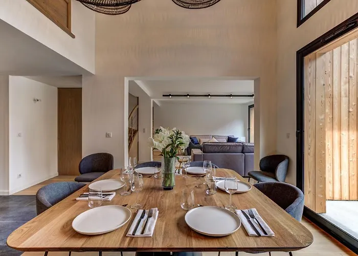 La Cordee 221 Penthouse - Year *