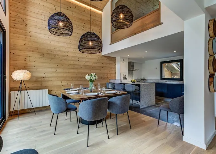 La Cordee 221 Penthouse - Year